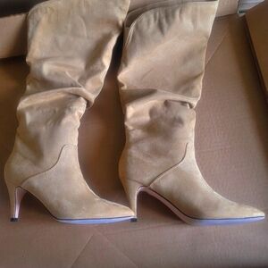 Chic Tan Heeled Boots for Women